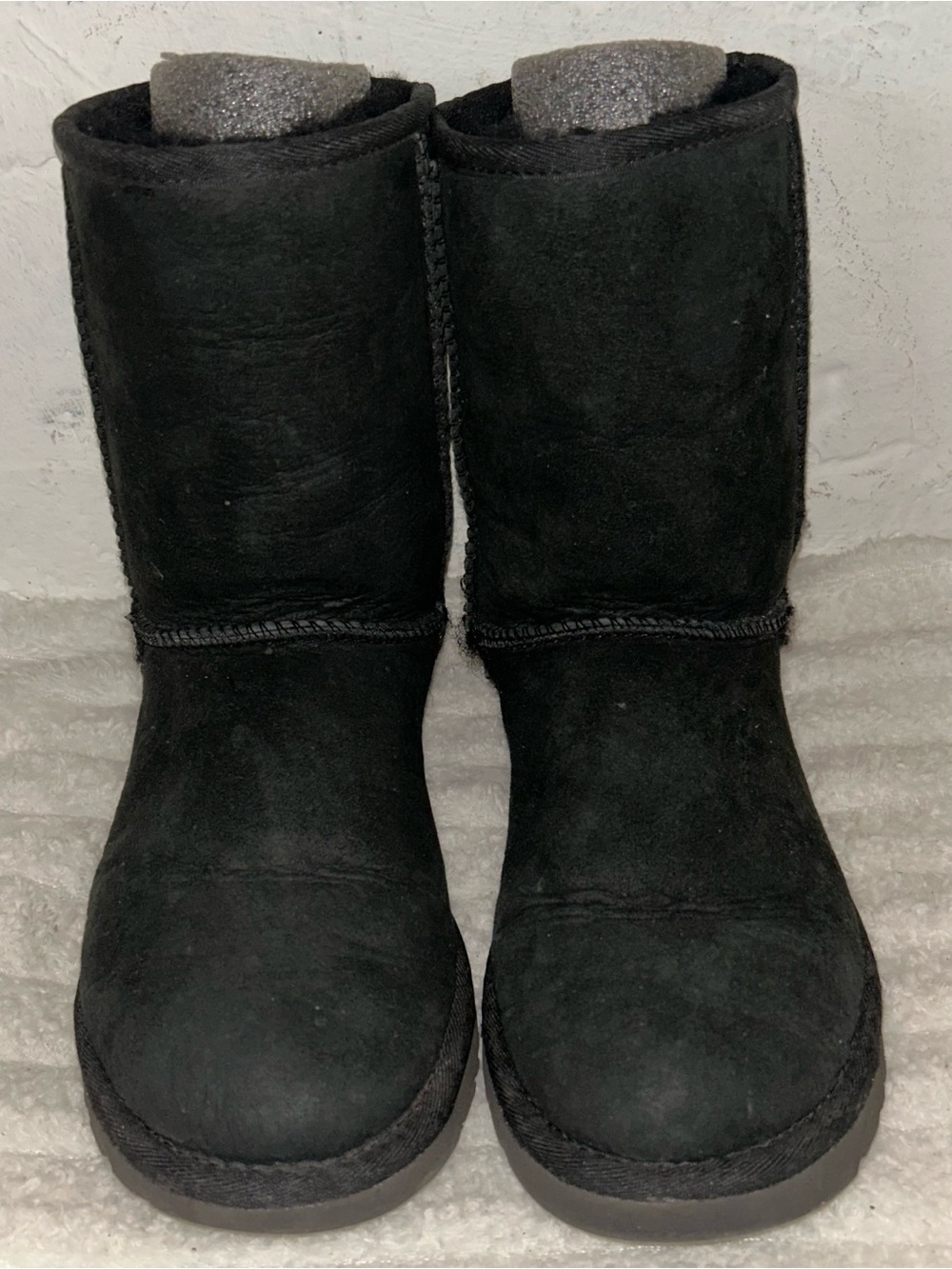 UGG Classic Black Suede mid calf Shearling Boots - Picture 2 of 6